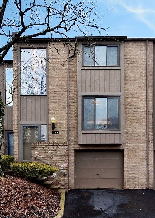 1st image of 353 Hawthorne Ct
