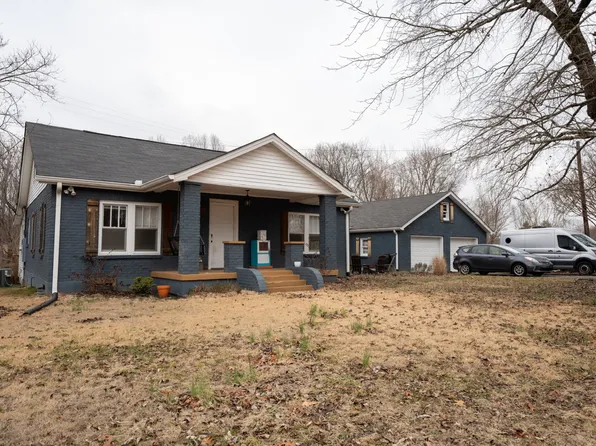 241 Flat Ridge Rd, Goodlettsville, TN 37072