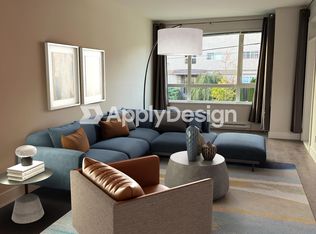 1306 5th Ave, New Westminster, BC V3M 0K5