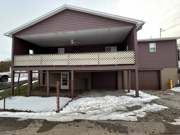 103 3rd Ave S, Uledi, PA 15484