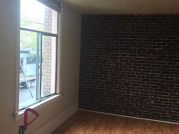 3rd image of 5102 Ballard Ave NW APT 2