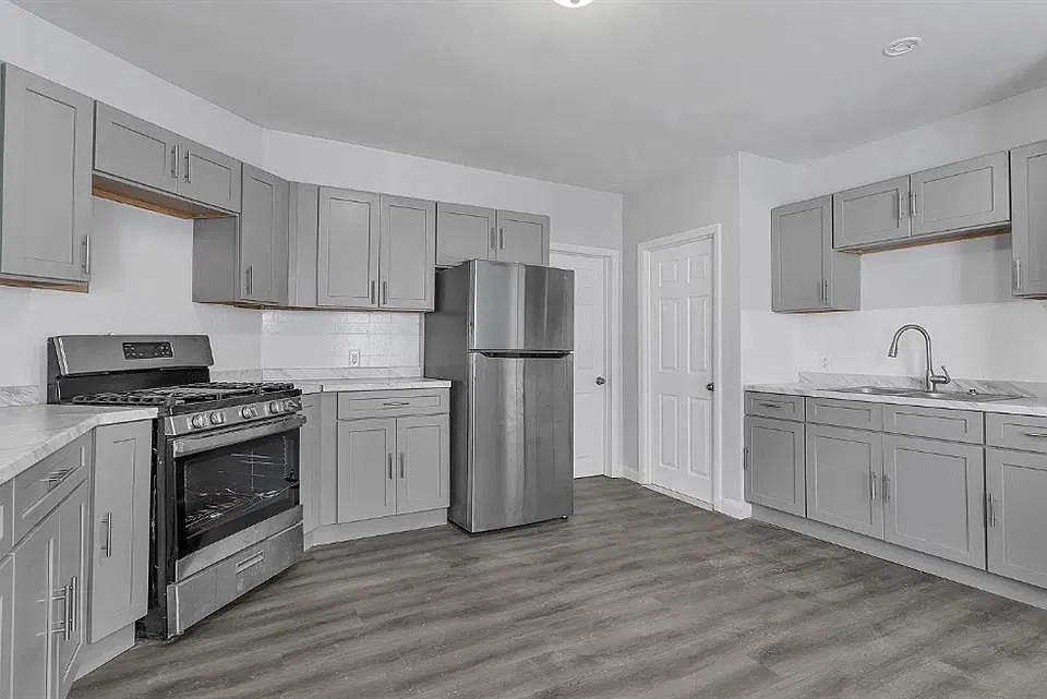 52 Bellevue Ave #1