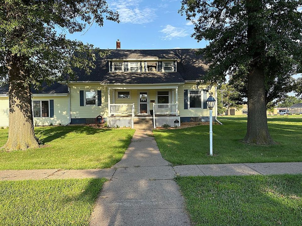 1st image of 483 N 10th St