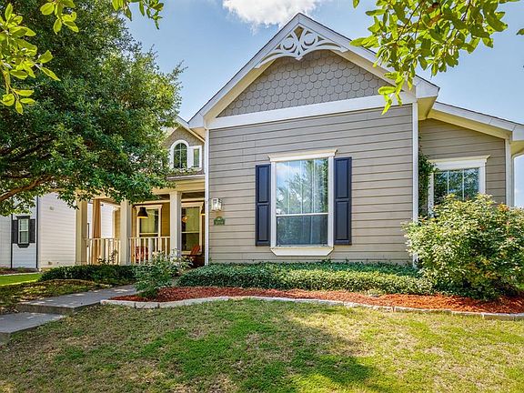 2nd image of 10118 Lakeview Dr