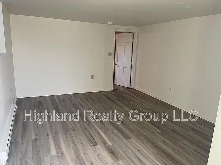 1889 Habecker Rd #4 — Photo 6
