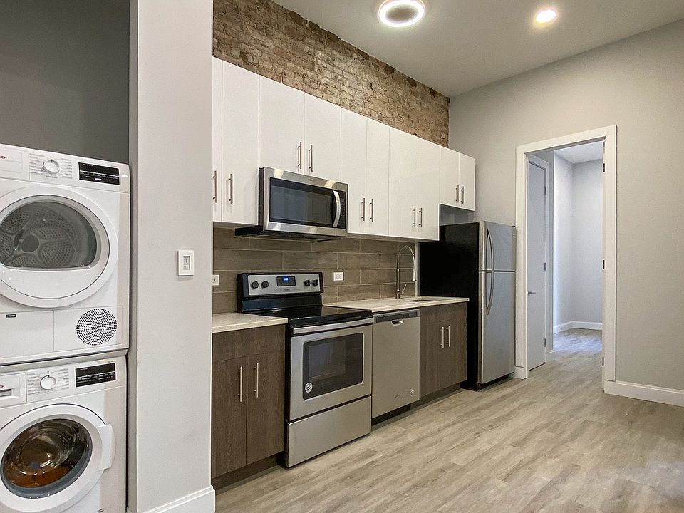 1st image of 2038 5th Ave APT 2R