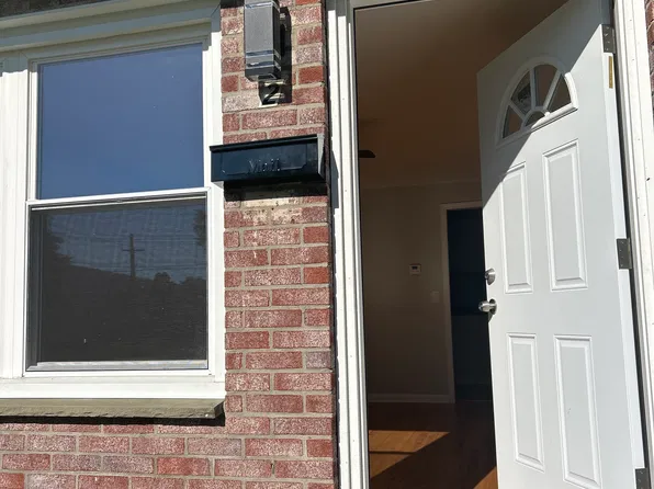 646 Glendale Dr, Endicott, NY