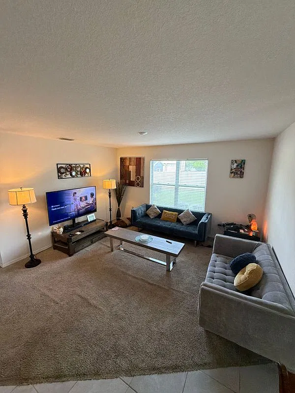 4 bed, 2.0 bath, 1657 sqft, $2,150 — Photo 4