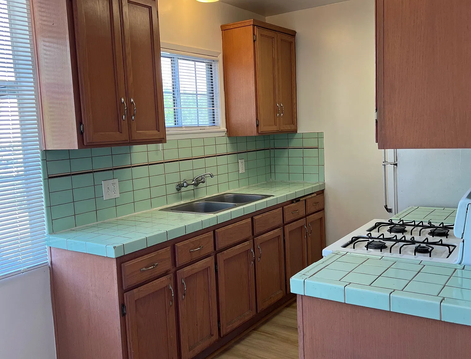 1 bed, 650 sqft, $1,975 — Photo 3