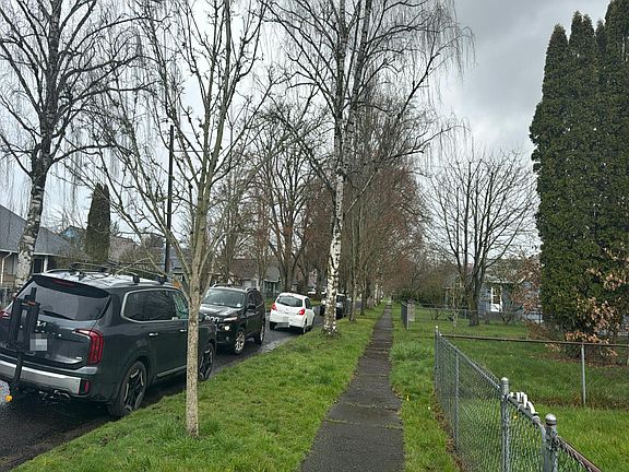 5th image of 526 16th Ave