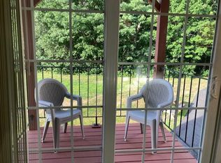 1507 White Cedar Blvd, Portsmouth, NH 03801