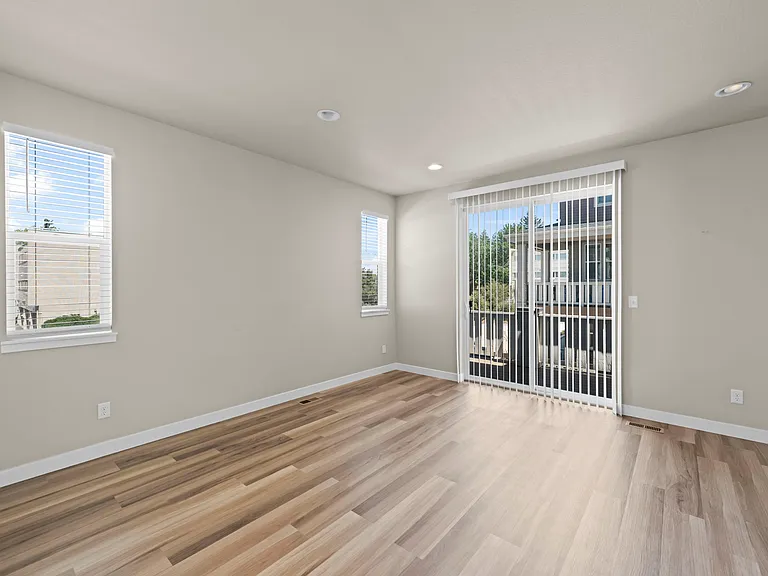 2348 S Troy Ct — Photo 9