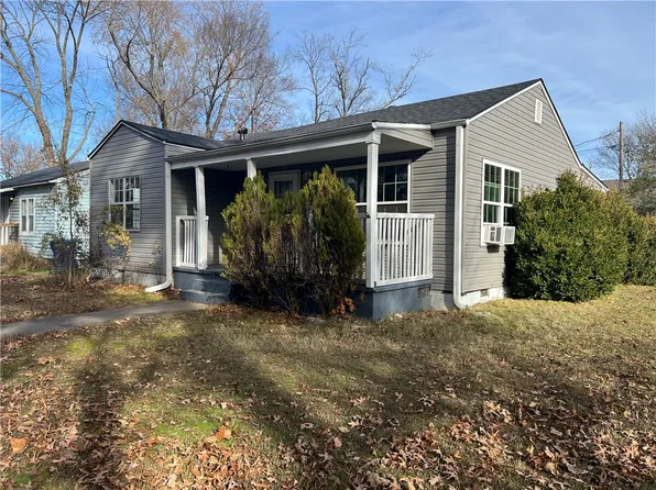 221 S College St, Siloam Springs, AR 72761