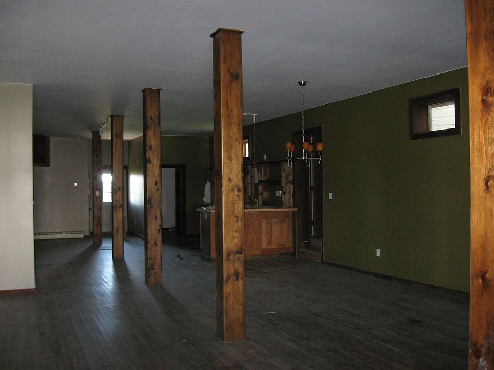 Larg Room 1