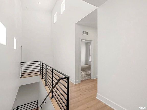 5th image of 9348 Brooks Pl