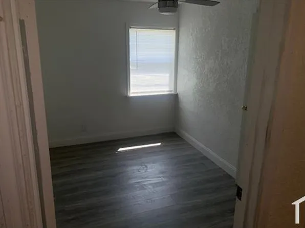 4265 Park St, Beaumont, TX 77705