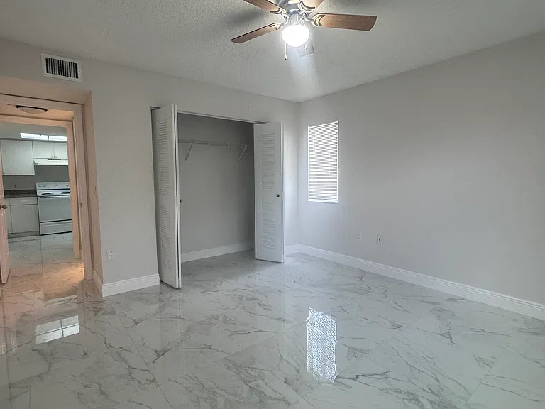 5011 Wiles Rd #207 — Photo 17