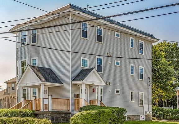 2nd image of 251 Washington St #1