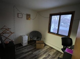 321 W Bert St, Lake Crystal, MN 56055