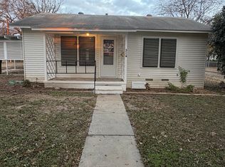 314 N 2nd St, Uvalde, TX 78801