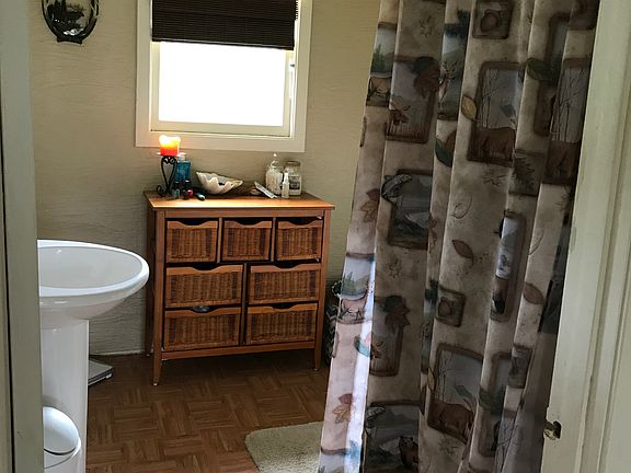 3rd image of 4807 N Harding Park Dr