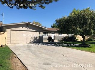 1220 W Camelot Dr, Nampa, ID 83651