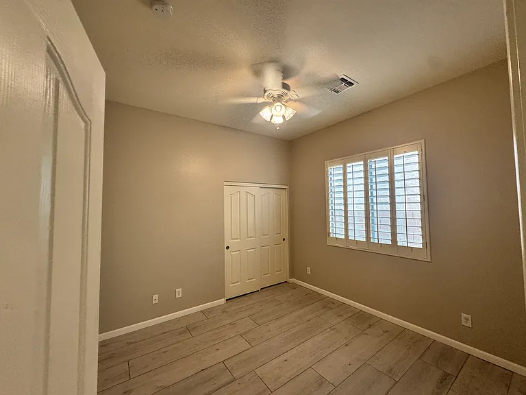 26723 N 52nd Dr — Photo 10