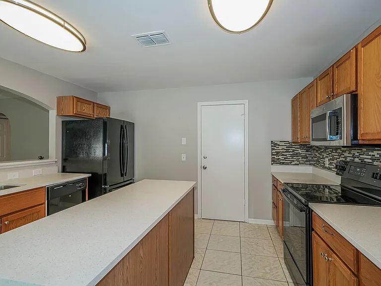 13809 Gentle Woods Ave — Photo 9