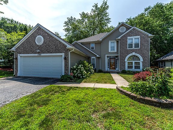 2nd image of 192 Southfield Dr