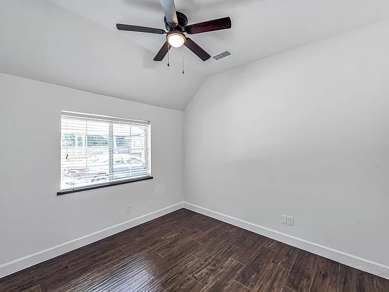 6 Old River Pl — Photo 12