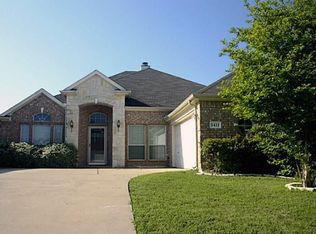 5413 Rolling Meadows Dr, Fort Worth, TX 76123