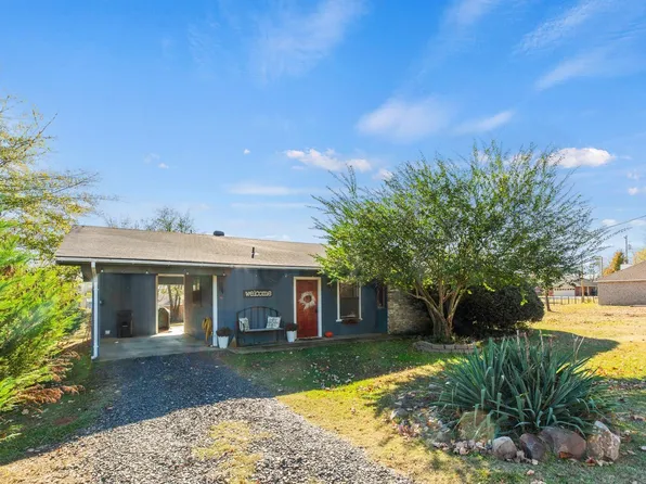 1910 Pineview Cir, Mena, AR 71953