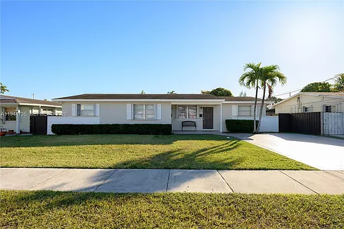 3855 SW 87th Pl #0 Photo 1