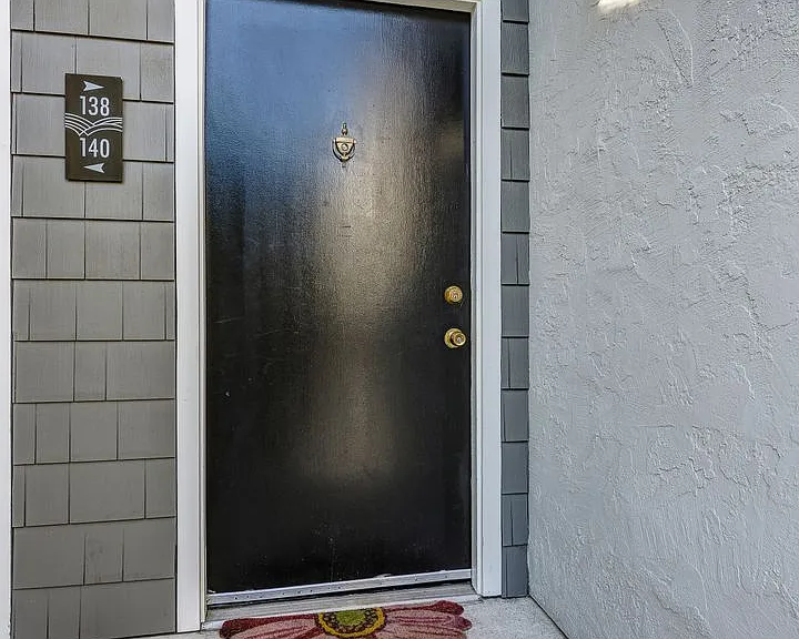 900 Cambridge Dr #138 — Photo 4