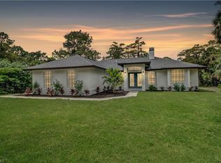 475 19th St SW, Naples, FL 34117