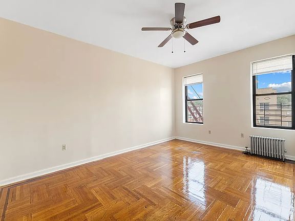 4th image of 92-06 196th St #B4