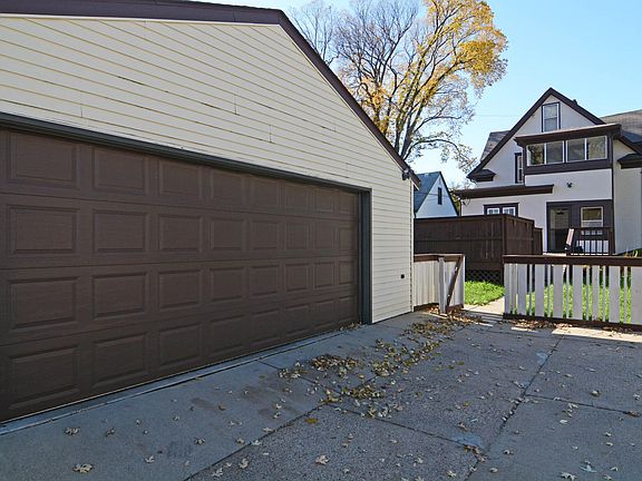 Double garage