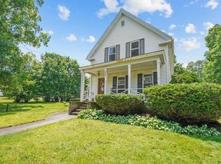 439 Union St, Franklin, MA 02038