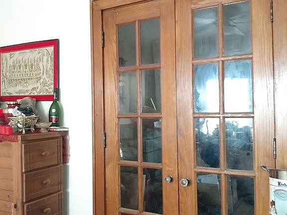 5th image of 1465 Hildreth Ave