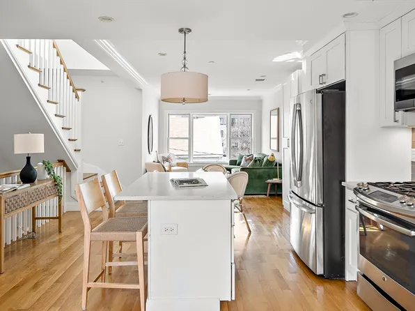 37 Lamson St #3, Boston, MA 02128