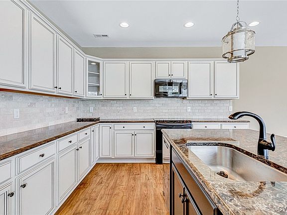 5th image of 8237 Marley Dr