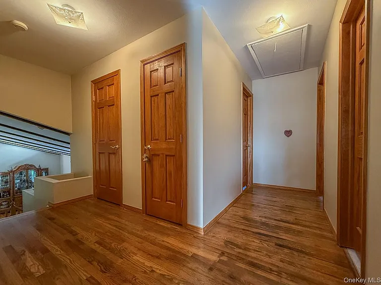 15 Cindy Ln — Photo 17