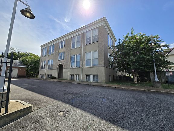 5th image of 633 W Washington St #106