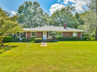 460 Summit St, Cornelia, GA 30531