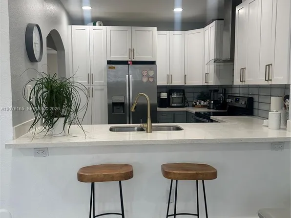 15775 SW 41st St #68, Miramar, FL 33027