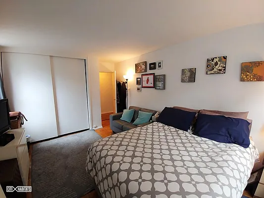 Rented by Citi Habitats | media 8