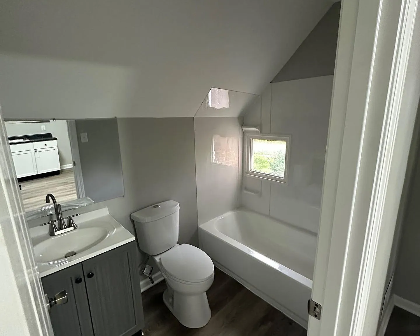 1109 E Kirby Ave (Whim & Proper, LLC) — Photo 1