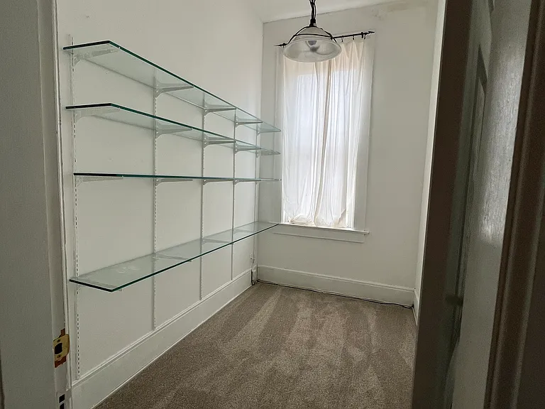 610 S Main St — Photo 10
