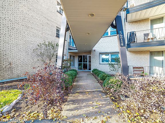 2nd image of 5214 Galitz St APT 202