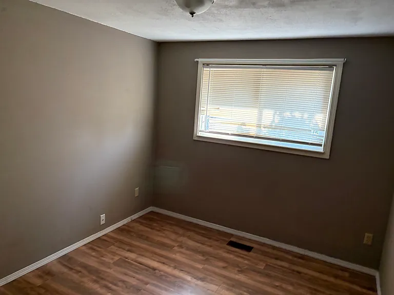 1260 W 2nd St — Photo 3